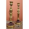Paire de bougeoirs en bronze doré et porphyre